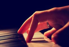 九游娱乐：篮球——NBA常规赛：掘金胜火箭.